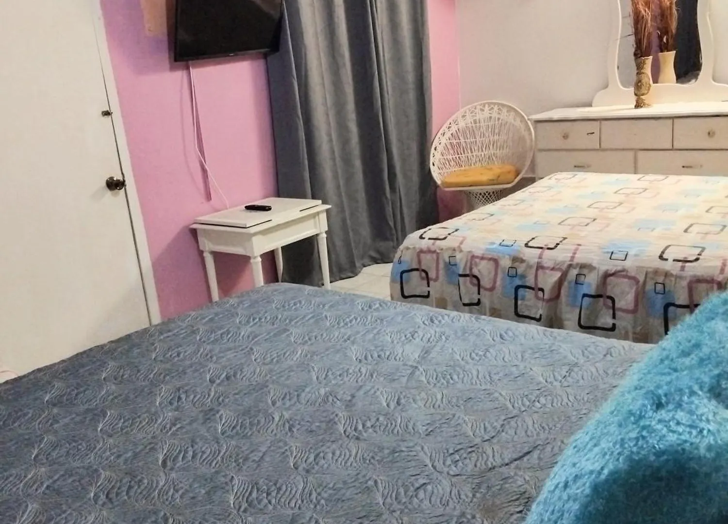 게스트하우스 237 Bratton Avenue 호텔 몬테고 베이