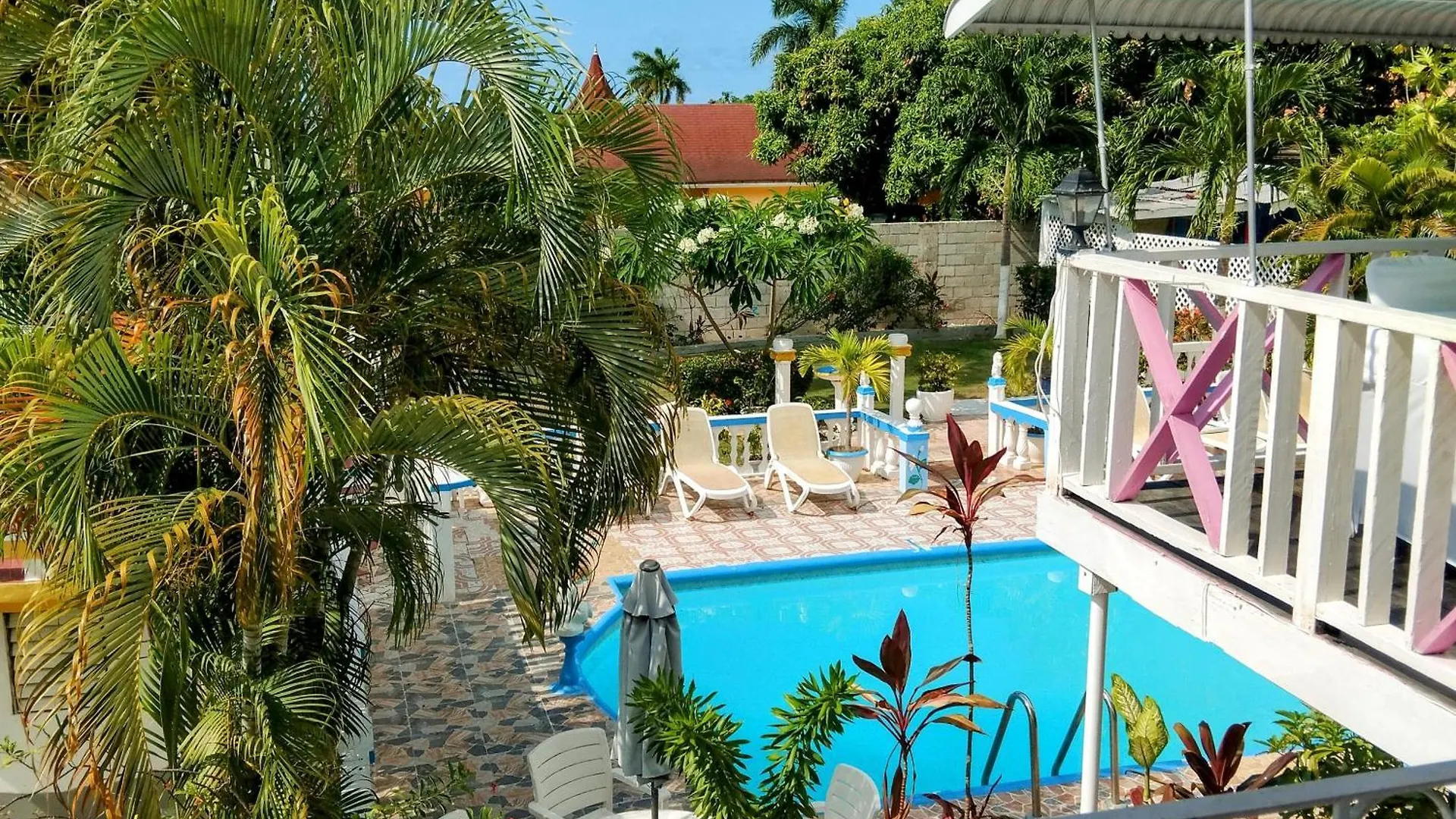237 Bratton Avenue Hotel Montego Bay Jamaica