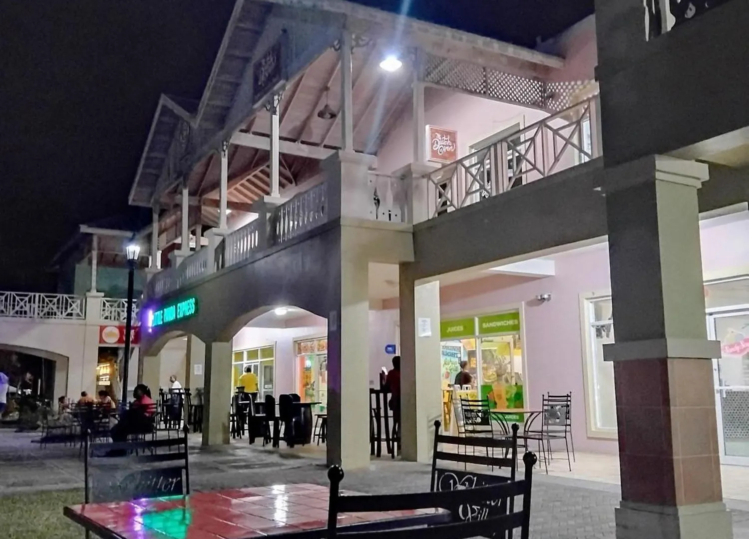 237 Bratton Avenue Hotel Montego Bay