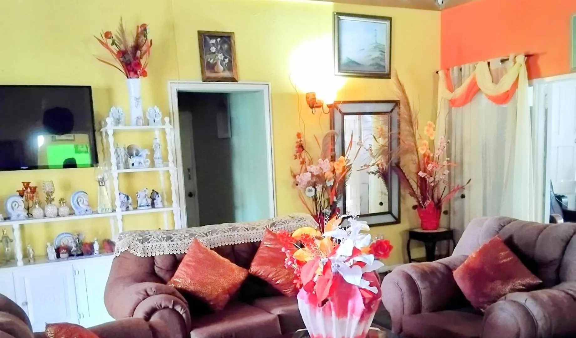 237 Bratton Avenue Hotel Montego Bay