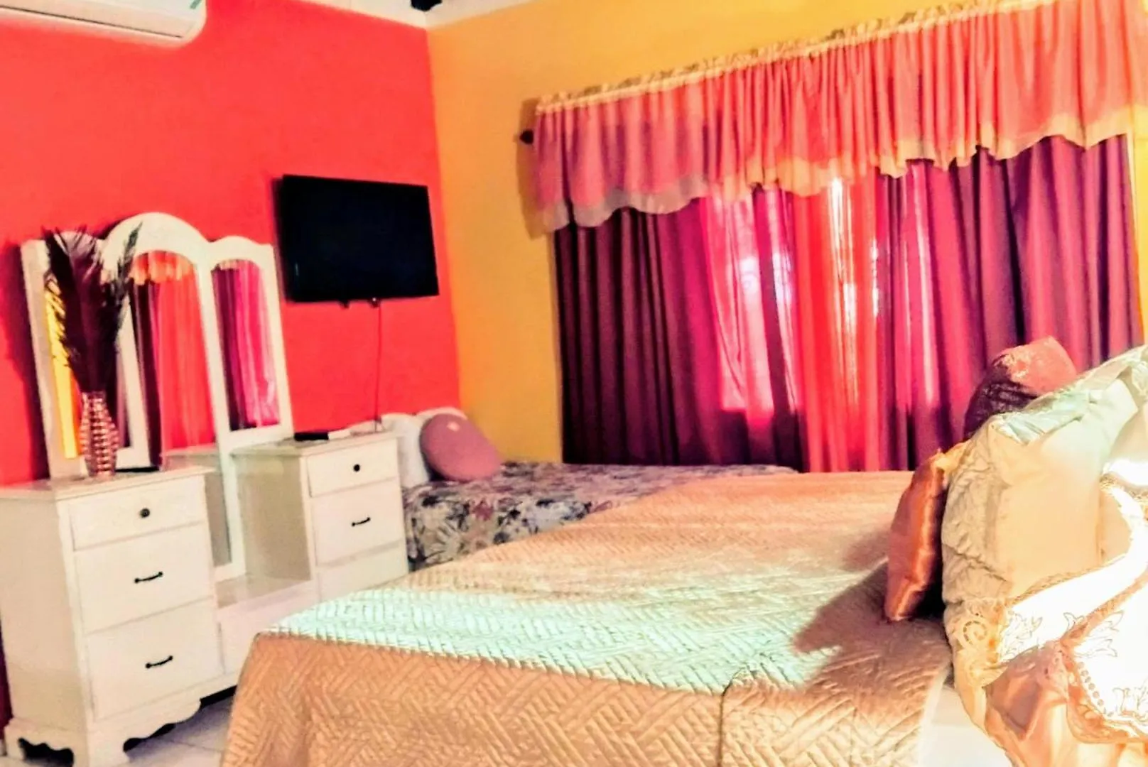 237 Bratton Avenue Hotel Montego Bay 0*,